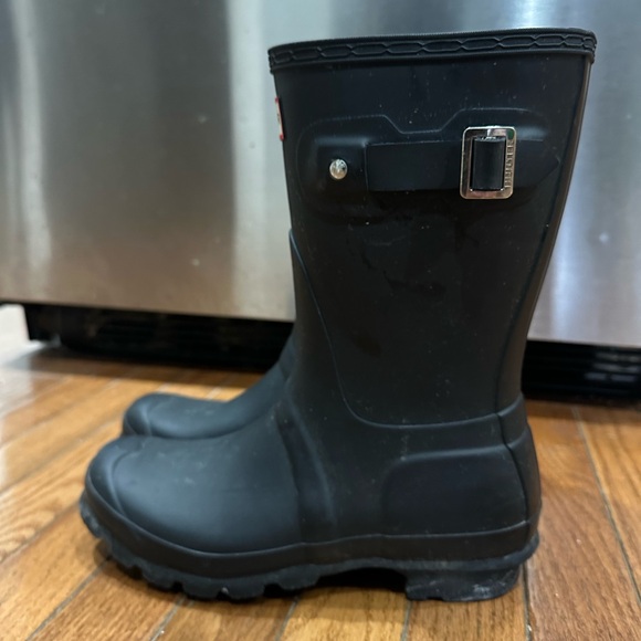 Hunter Mid Height Rain Boots - Picture 3 of 4